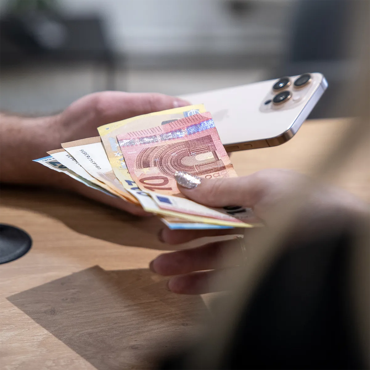 Rachat ancien téléphone à Arlon